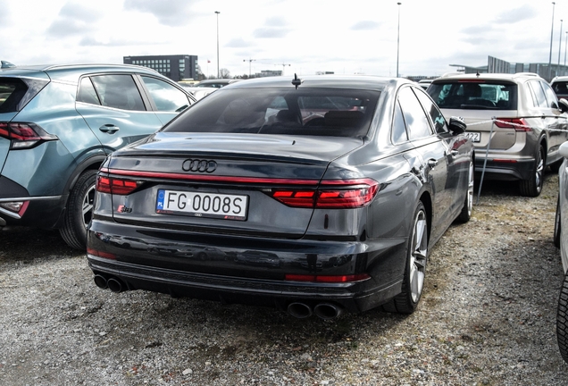 Audi S8 D5