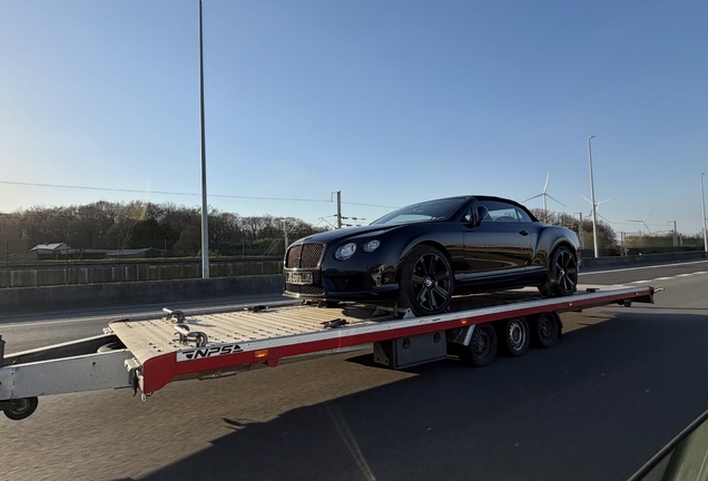 Bentley Continental GTC V8 S 2016