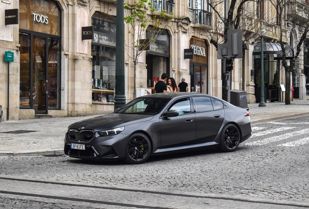 BMW M5 G90