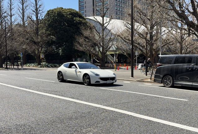 Ferrari FF