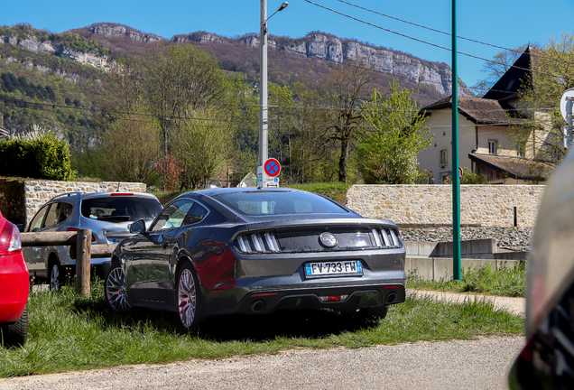 Ford Mustang GT 2015