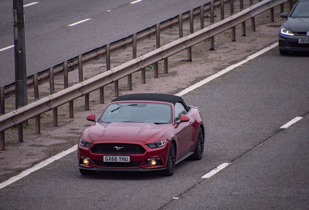 Ford Mustang GT Convertible 2015