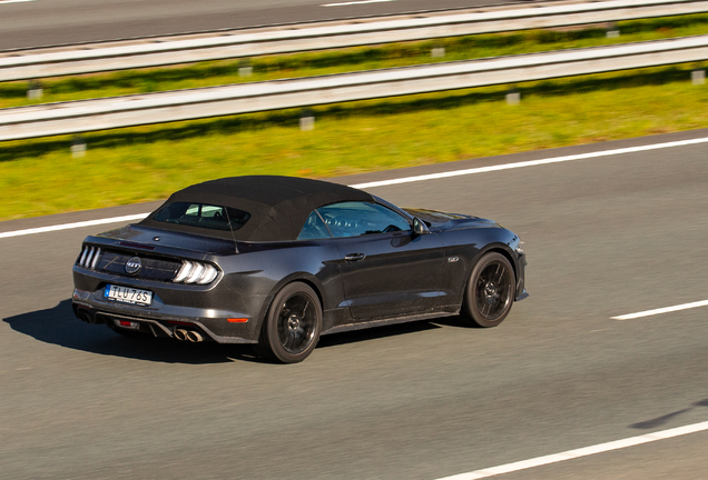 Ford Mustang GT Convertible 2015