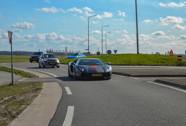 Lamborghini Aventador LP700-4