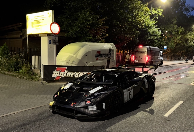 Lamborghini Huracán LP620-2 Super Trofeo EVO2