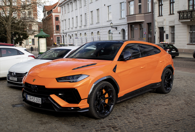Lamborghini Urus Performante