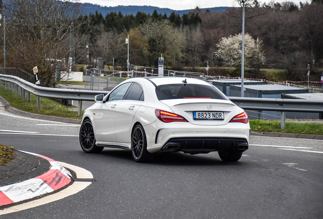 Mercedes-AMG CLA 45 C117 2017