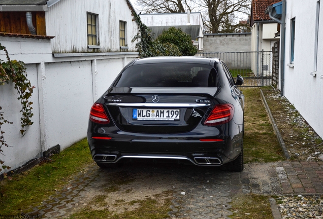 Mercedes-AMG E 63 S W213