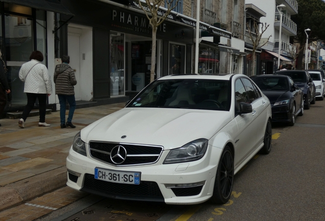 Mercedes-Benz C 63 AMG W204 2012
