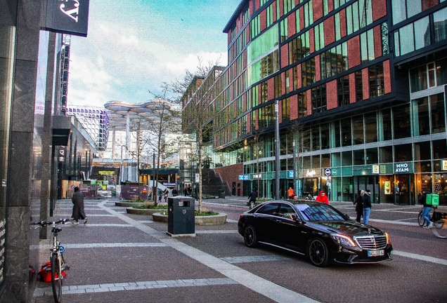 Mercedes-Benz S 63 AMG V222