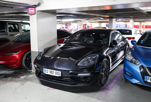 Porsche 971 Panamera Turbo MkI