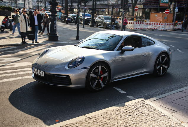 Porsche 992 Carrera 4S MkI