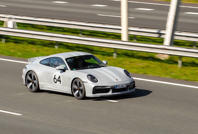 Porsche 992 Sport Classic