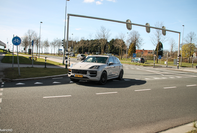 Porsche 9YA Cayenne Turbo E-Hybrid