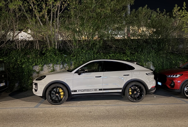 Porsche Cayenne Coupé Turbo E-Hybrid