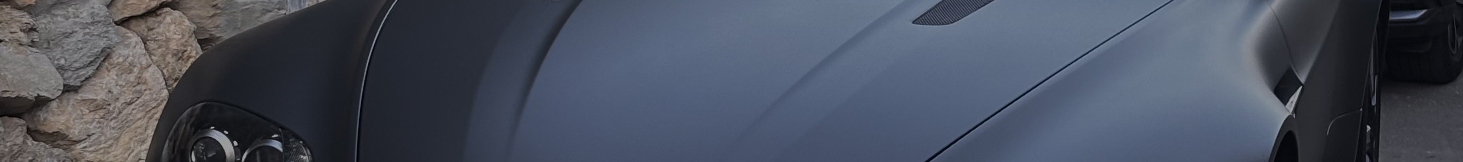 Aston Martin V8 Vantage Roadster