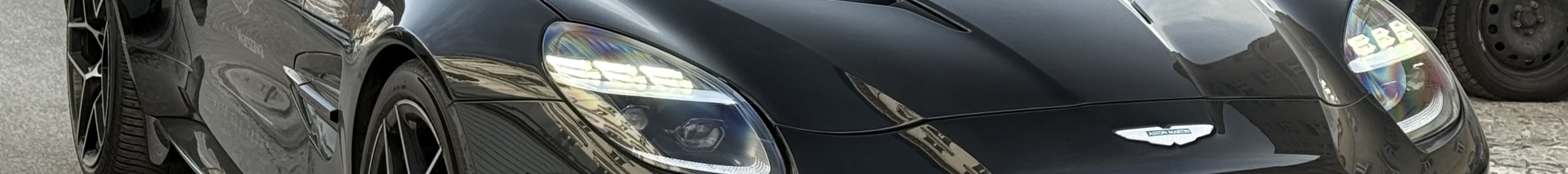 Aston Martin Vanquish 2025