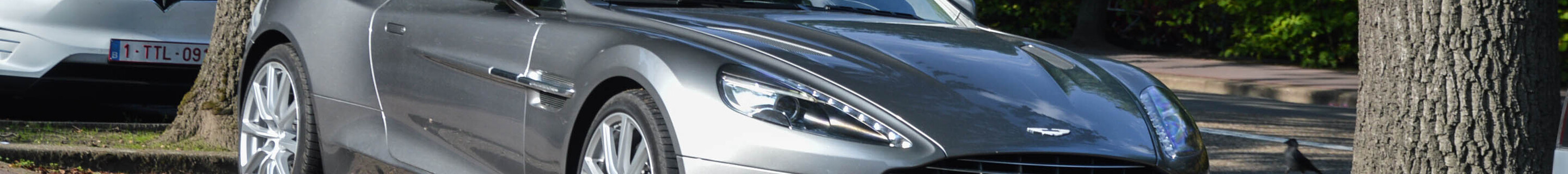 Aston Martin Vanquish Volante