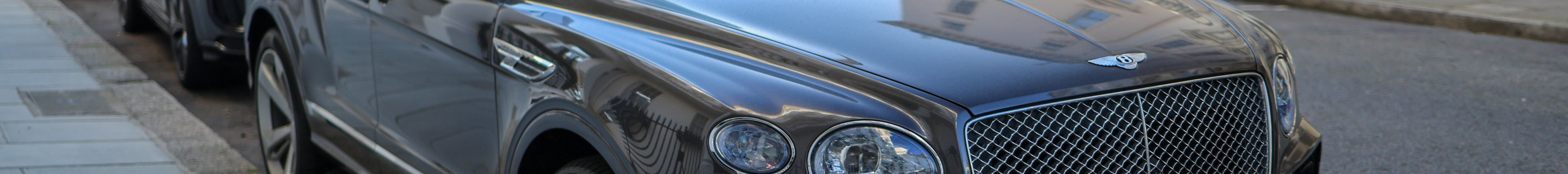 Bentley Bentayga V8 2021