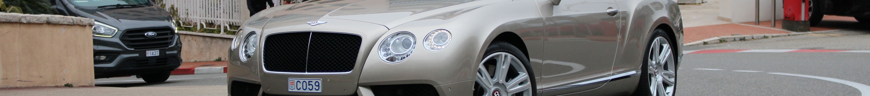 Bentley Continental GTC V8