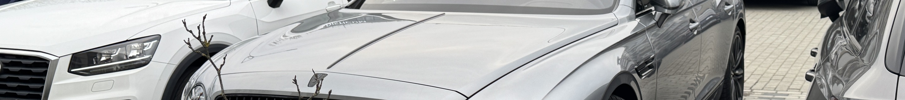 Bentley Flying Spur V8 Azure