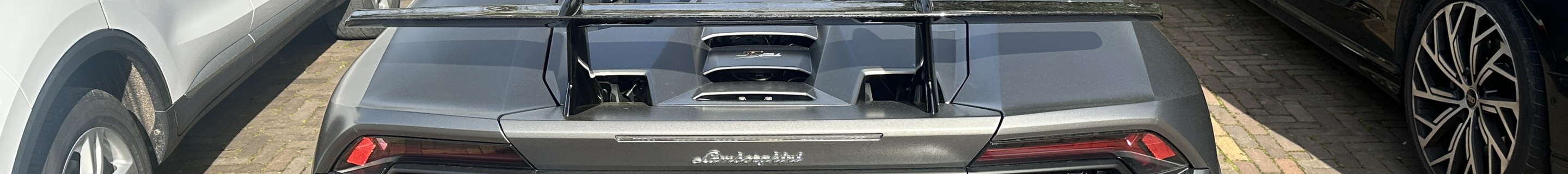 Lamborghini Huracán LP640-4 Performante