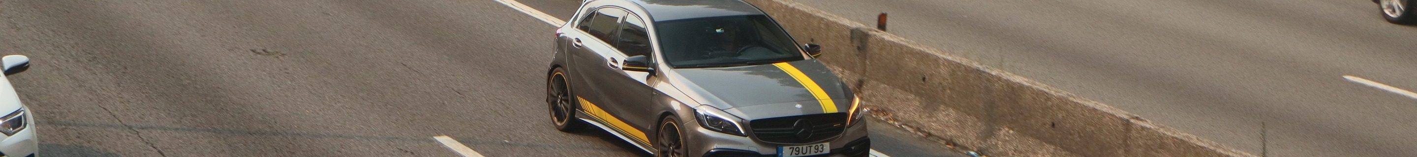 Mercedes-AMG A 45 W176 2015