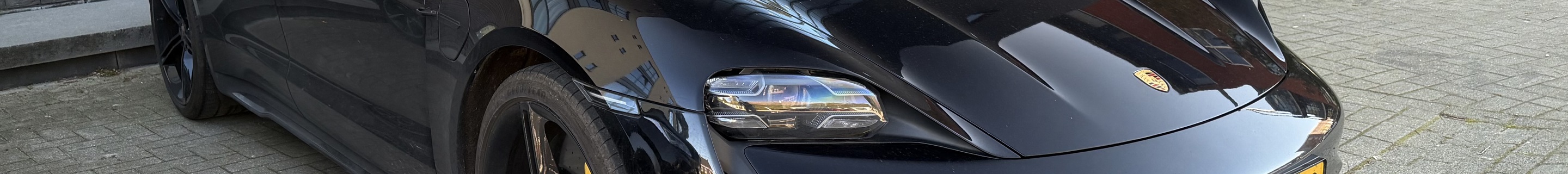 Porsche Taycan Turbo S MkI