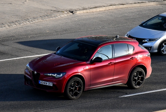 Alfa Romeo Stelvio Quadrifoglio 2023