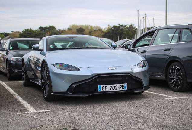 Aston Martin V8 Vantage 2018