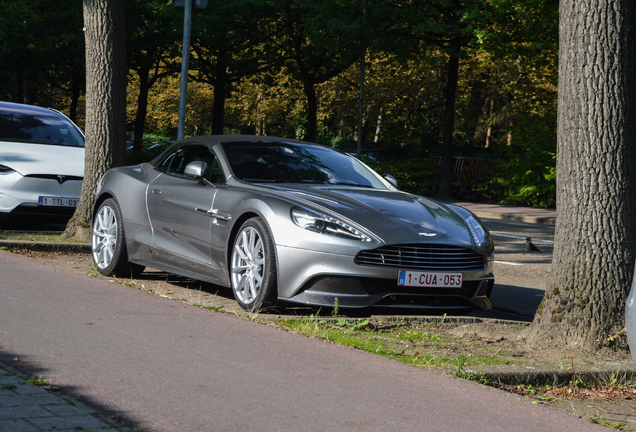 Aston Martin Vanquish Volante