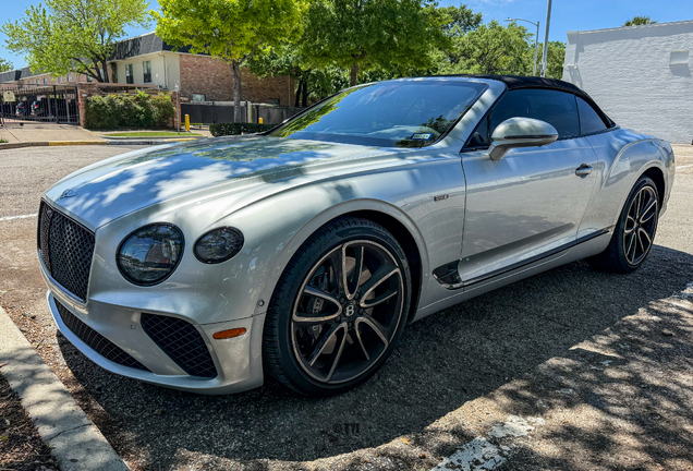 Bentley Continental GTC V8 2024 Edition 8