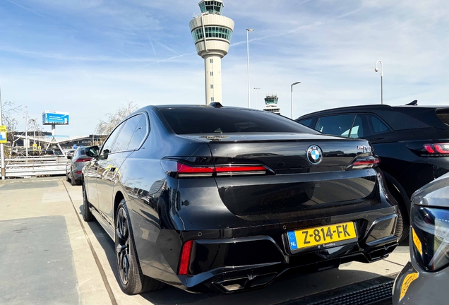 BMW M760e xDrive