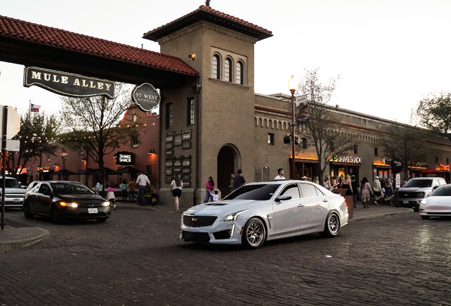 Cadillac CTS-V 2015