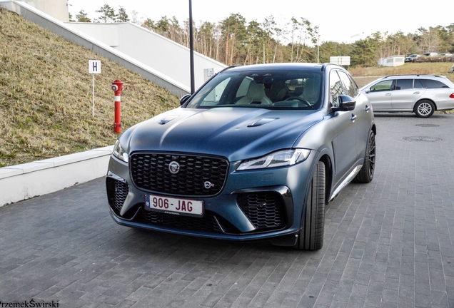 Jaguar F-PACE SVR 2021