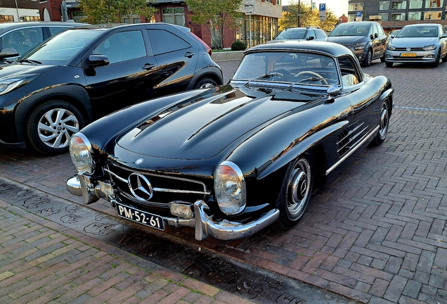 Mercedes-Benz 300SL Roadster
