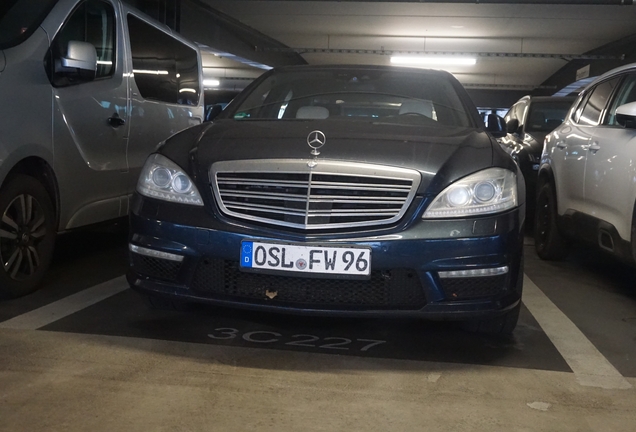 Mercedes-Benz S 65 AMG V221 2010