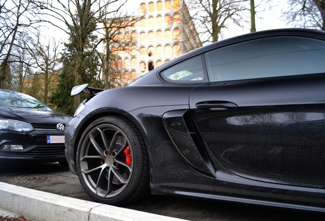 Porsche 718 Cayman GT4