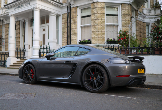 Porsche 718 Cayman GTS