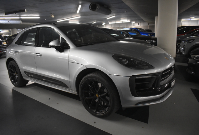 Porsche 95B Macan GTS MkIII