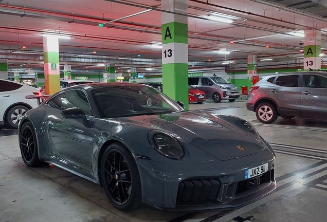 Porsche 992 Carrera 4 GTS MkII