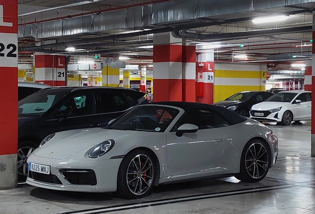 Porsche 992 Carrera 4S Cabriolet MkI