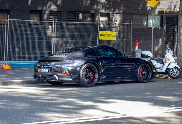 Porsche 992 Carrera GTS MkII