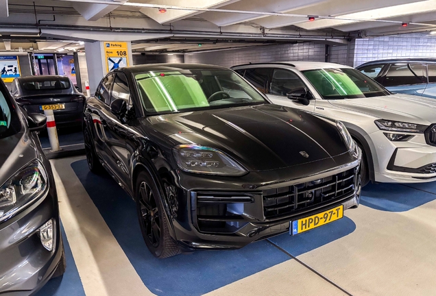 Porsche Cayenne Coupé Turbo E-Hybrid