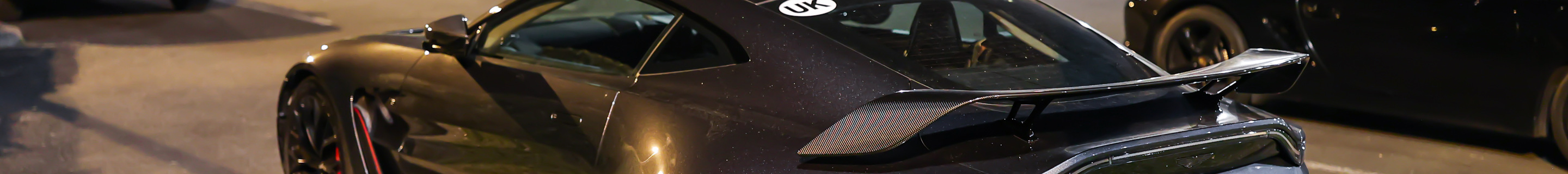 Aston Martin V12 Vantage 2023