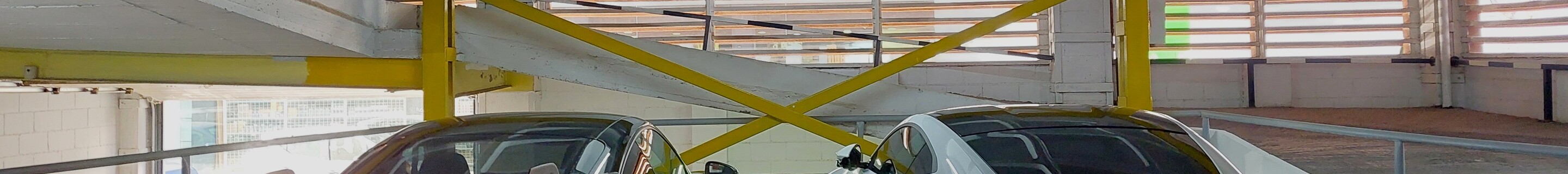 Aston Martin V8 Vantage 2018