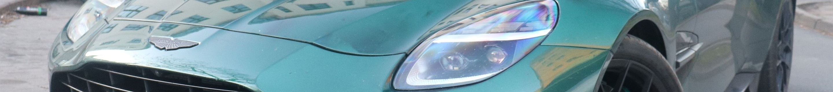 Aston Martin Vanquish 2025