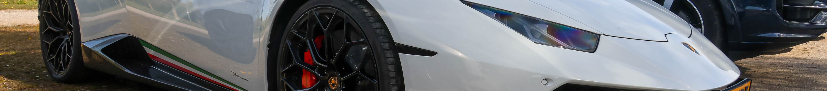 Lamborghini Huracán LP640-4 Performante Spyder