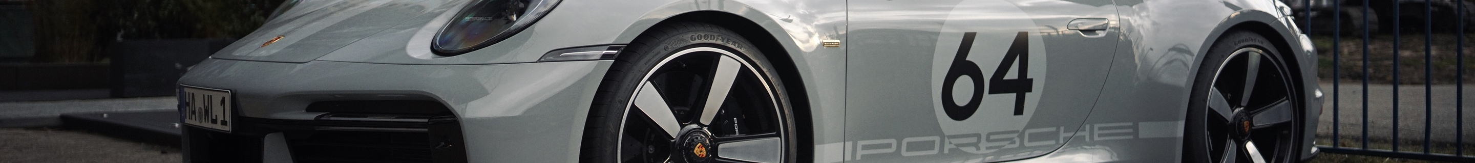 Porsche 992 Sport Classic