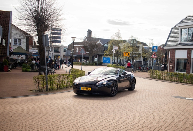 Aston Martin V8 Vantage Roadster